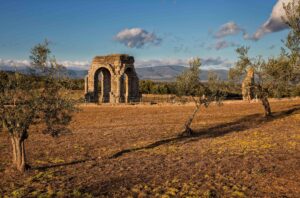 ciudad romana de cáparra, extremadura, caceres